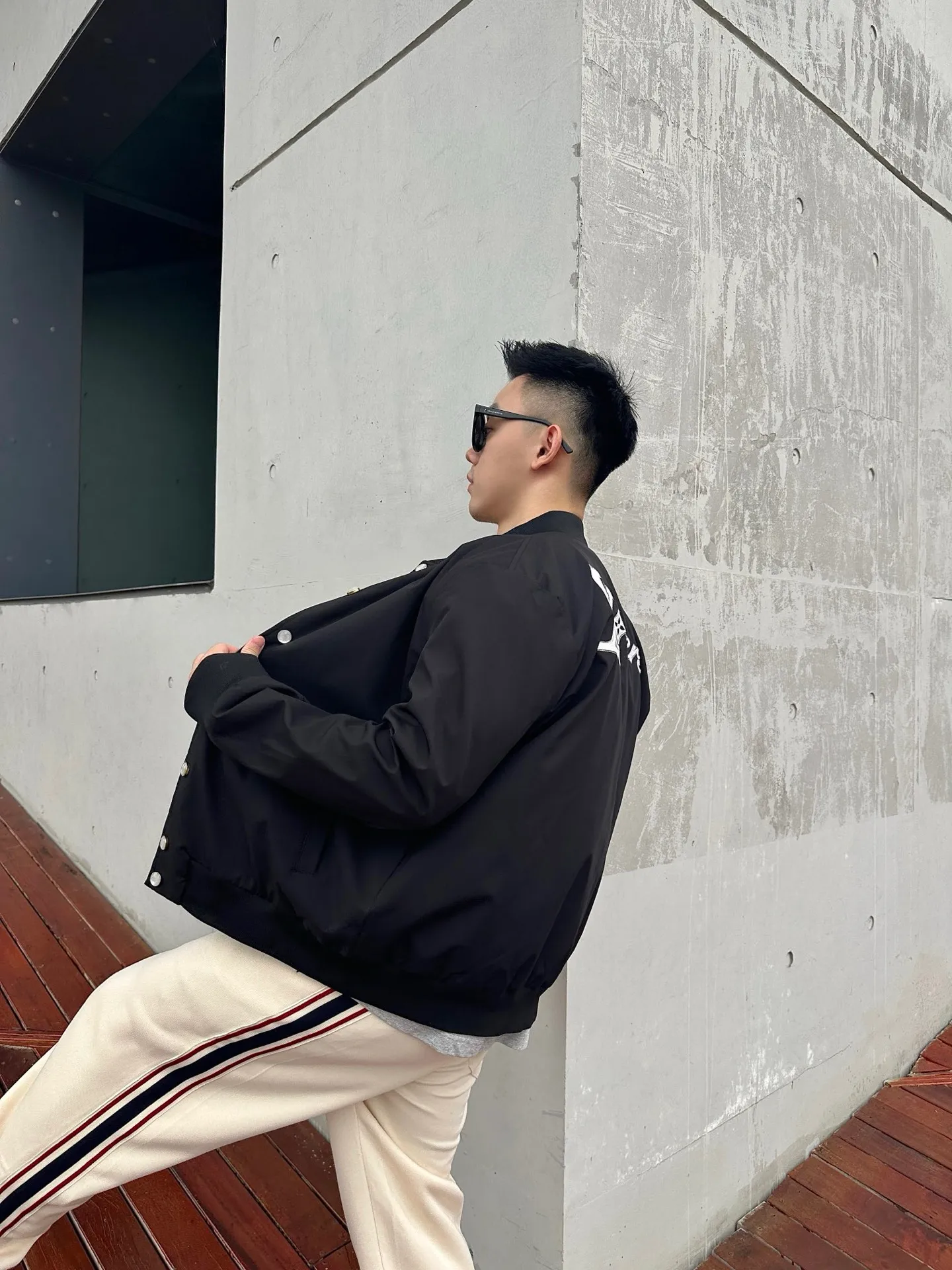 Louis Vuitton/Louis Vuitton embroidered lettering baseball jacket